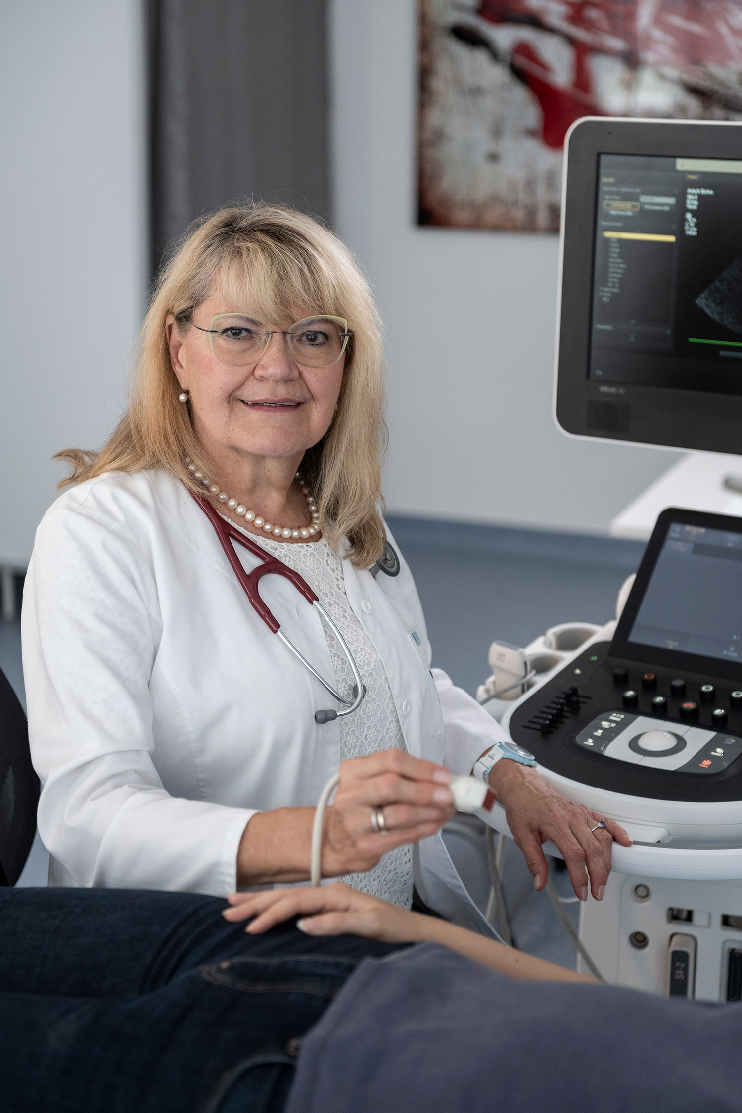 Dr. Katalin Páder